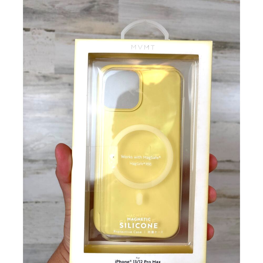 MVMT Yellow iPhone 13 14 Magnetic Silicone Protective MagSafe hone Case NEW